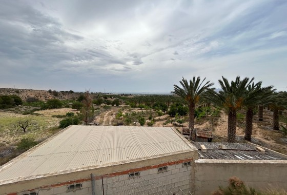 Herverkoop - Finca Landelijk pand -
Albatera