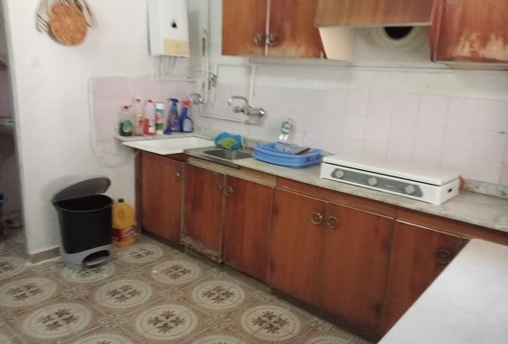 Herverkoop - Finca Landelijk pand -
Crevillente