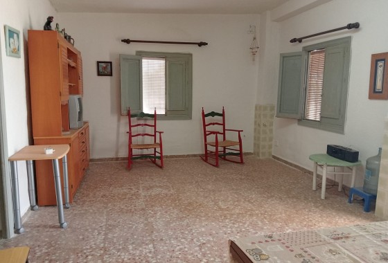 Herverkoop - Finca Landelijk pand -
Crevillente