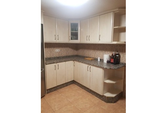 Herverkoop - Finca Landelijk pand -
Monóvar