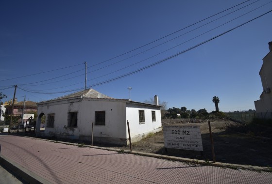 Herverkoop - Finca Landelijk pand -
Daya Nueva