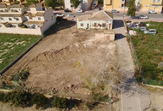 Herverkoop - Finca Landelijk pand -
Daya Nueva