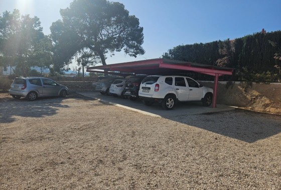 Herverkoop - Finca Landelijk pand -
Novelda