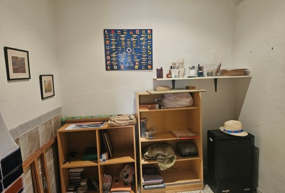 Herverkoop - Finca Landelijk pand -
Novelda