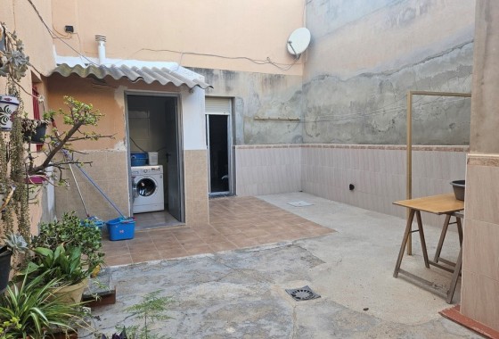 Herverkoop - Finca Landelijk pand -
Novelda