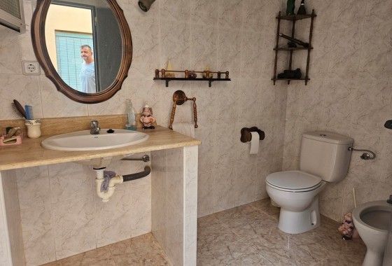 Herverkoop - Finca Landelijk pand -
Novelda