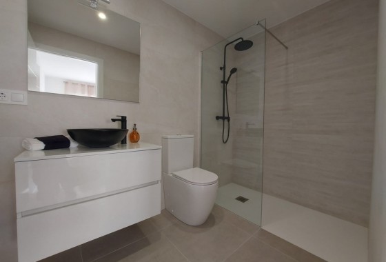 Herverkoop - Finca Landelijk pand -
Roldan