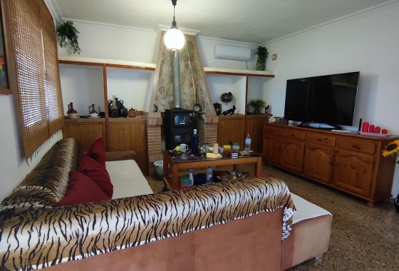 Herverkoop - Finca Landelijk pand -
Alicante