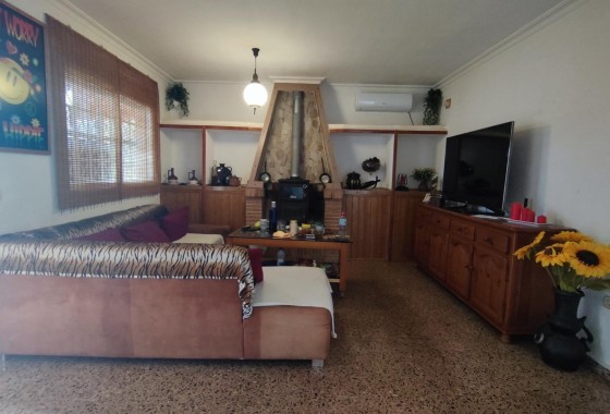 Herverkoop - Finca Landelijk pand -
Alicante