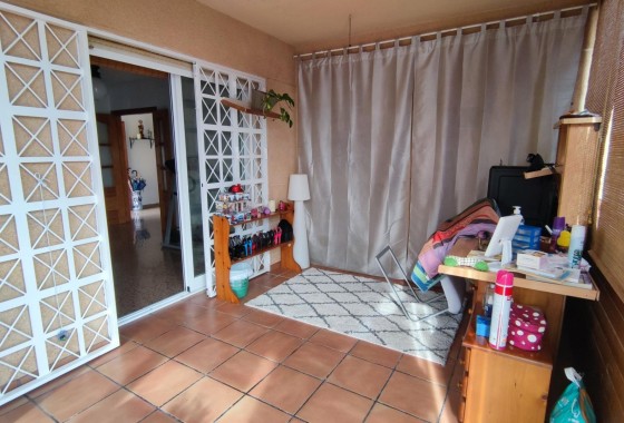 Herverkoop - Finca Landelijk pand -
Alicante