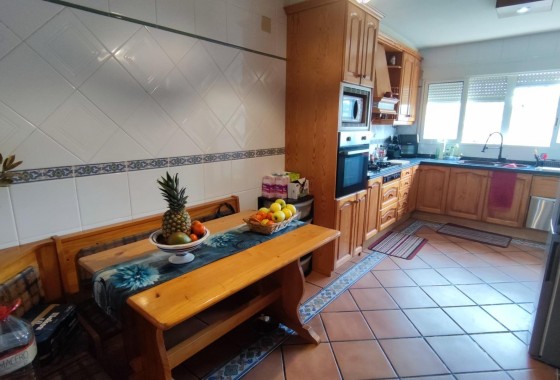 Herverkoop - Finca Landelijk pand -
Alicante