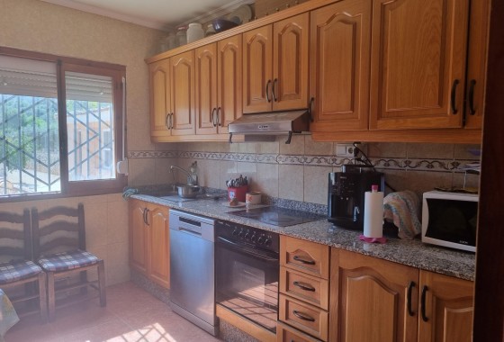 Herverkoop - Finca Landelijk pand -
Hondón de las Nieves