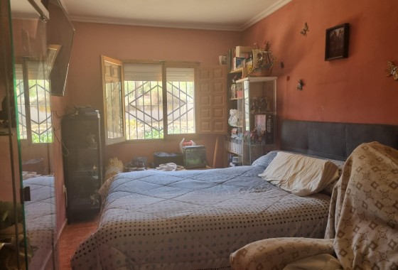 Herverkoop - Finca Landelijk pand -
Hondón de las Nieves