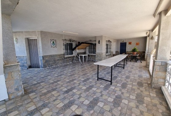 Herverkoop - Finca Landelijk pand -
Crevillente