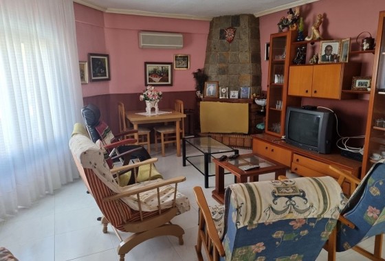 Herverkoop - Finca Landelijk pand -
Crevillente