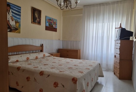 Herverkoop - Finca Landelijk pand -
Crevillente