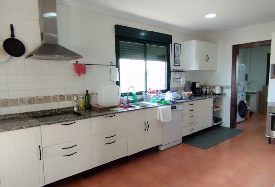 Herverkoop - Finca Landelijk pand -
Elche