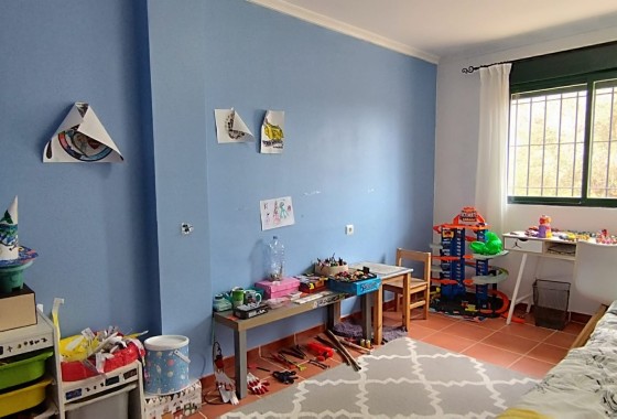 Herverkoop - Finca Landelijk pand -
Elche