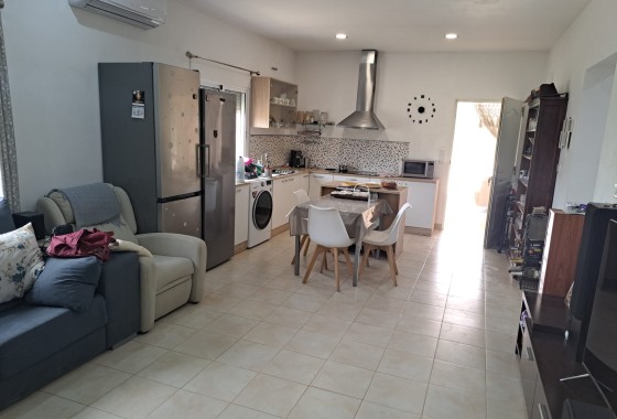 Herverkoop - Finca Landelijk pand -
La Romana