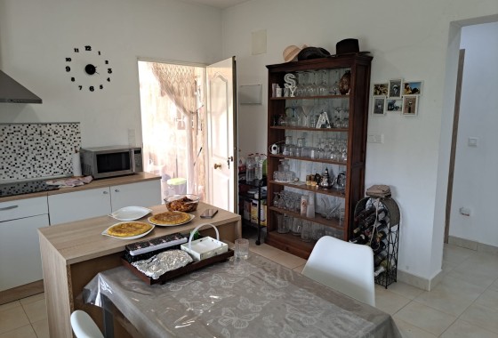 Herverkoop - Finca Landelijk pand -
La Romana