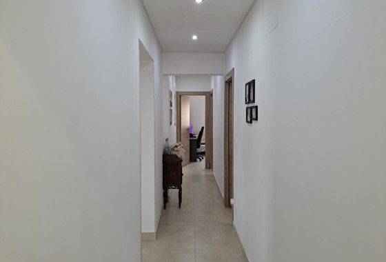 Herverkoop - Finca Landelijk pand -
La Romana