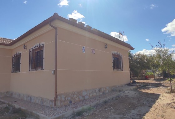 Herverkoop - Finca Landelijk pand -
La Romana