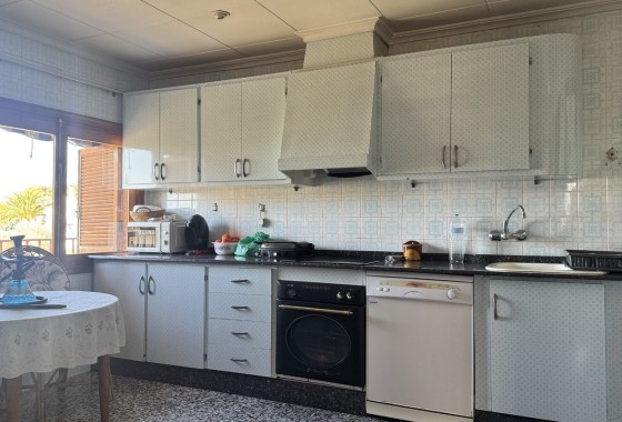 Herverkoop - Finca Landelijk pand -
Petrer