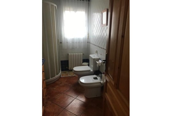 Herverkoop - Finca Landelijk pand -
Hondón de las Nieves