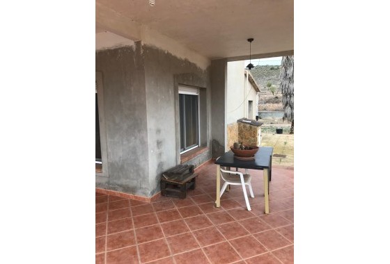 Herverkoop - Finca Landelijk pand -
Hondón de las Nieves