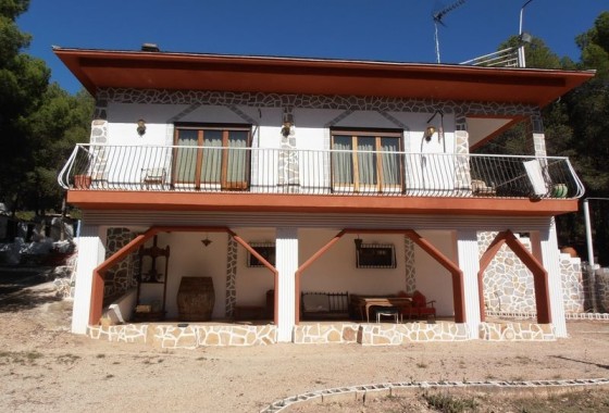 Herverkoop - Finca Landelijk pand -
Castalla