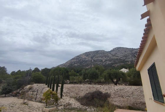 Herverkoop - Finca Landelijk pand -
Tibi