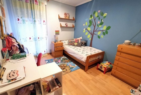 Herverkoop - Finca Landelijk pand -
Alicante