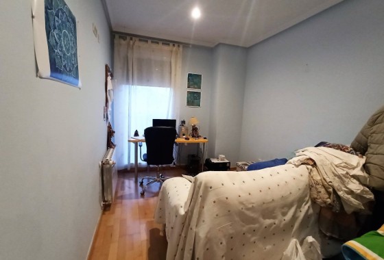 Herverkoop - Finca Landelijk pand -
Alicante