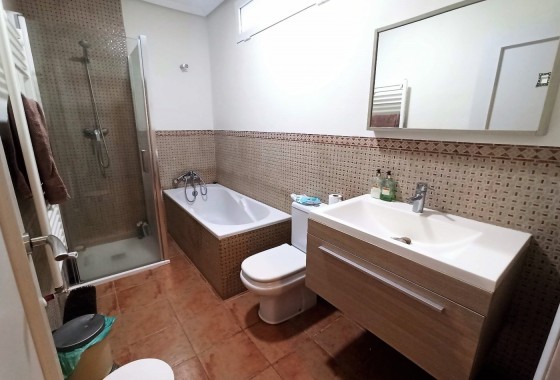 Herverkoop - Finca Landelijk pand -
Alicante