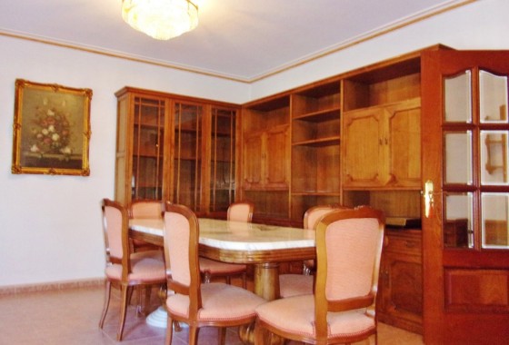 Herverkoop - Appartement / Flat -
Alicante