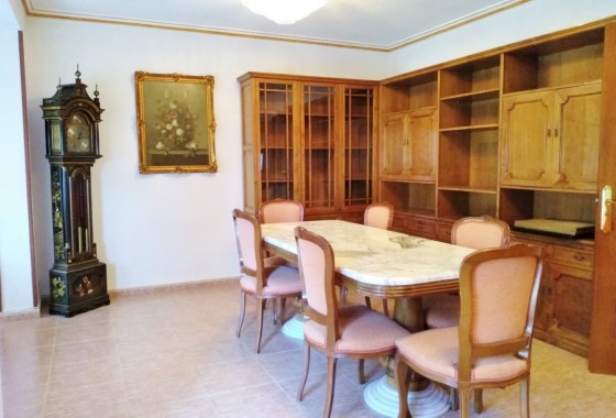 Herverkoop - Appartement / Flat -
Alicante