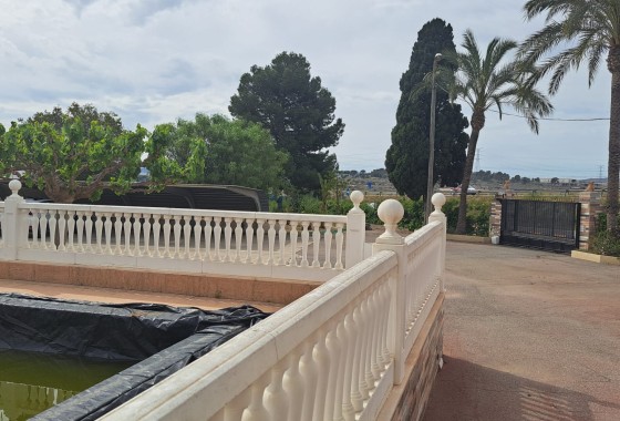 Herverkoop - Finca Landelijk pand -
Novelda