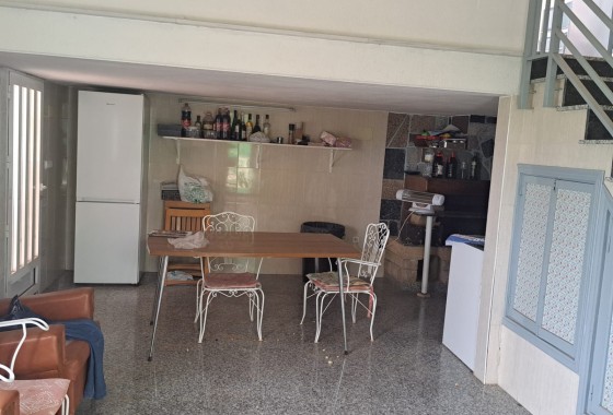 Herverkoop - Finca Landelijk pand -
Novelda