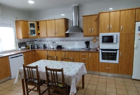 Herverkoop - Finca Landelijk pand -
Crevillente