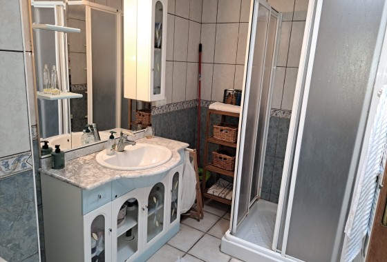 Herverkoop - Halfvrijstaande villa -
La Mata