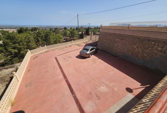 Herverkoop - Finca Landelijk pand -
Crevillente