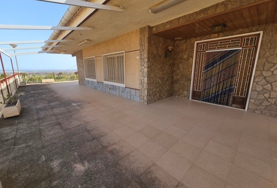 Herverkoop - Finca Landelijk pand -
Crevillente