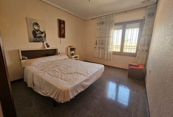 Herverkoop - Finca Landelijk pand -
Crevillente