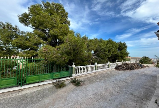 Herverkoop - Finca Landelijk pand -
Crevillente