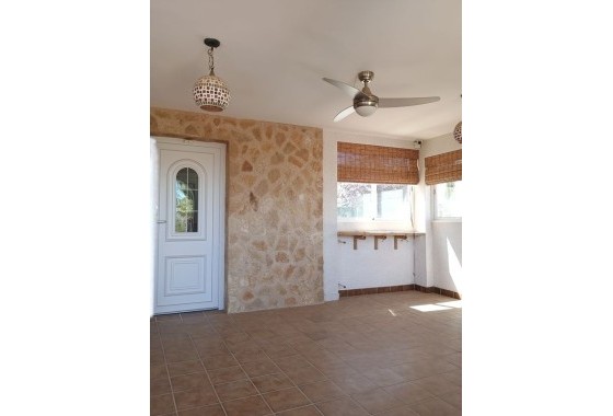 Herverkoop - Finca Landelijk pand -
Castalla