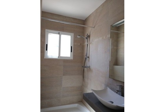 Herverkoop - Finca Landelijk pand -
Castalla