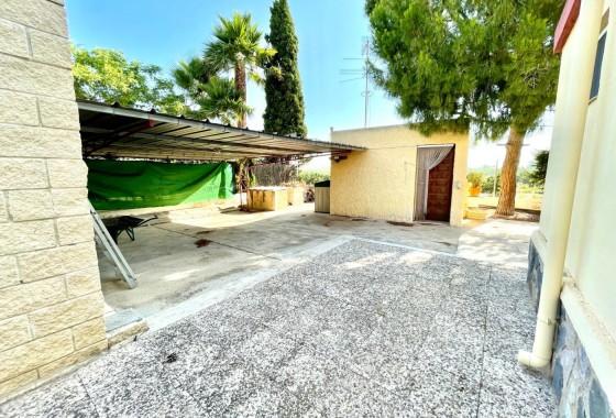 Herverkoop - Finca Landelijk pand -
Elche