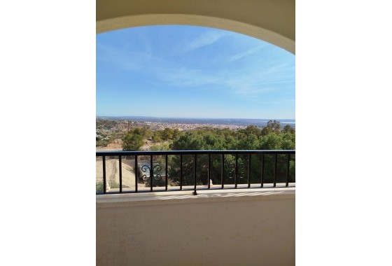 Herverkoop - Finca Landelijk pand -
Crevillente