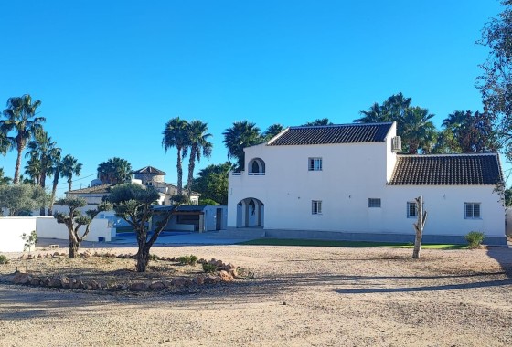 Herverkoop - Finca Landelijk pand -
Catral