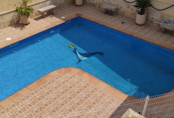 Herverkoop - Finca Landelijk pand -
CAÃADA DE SAN PEDRO